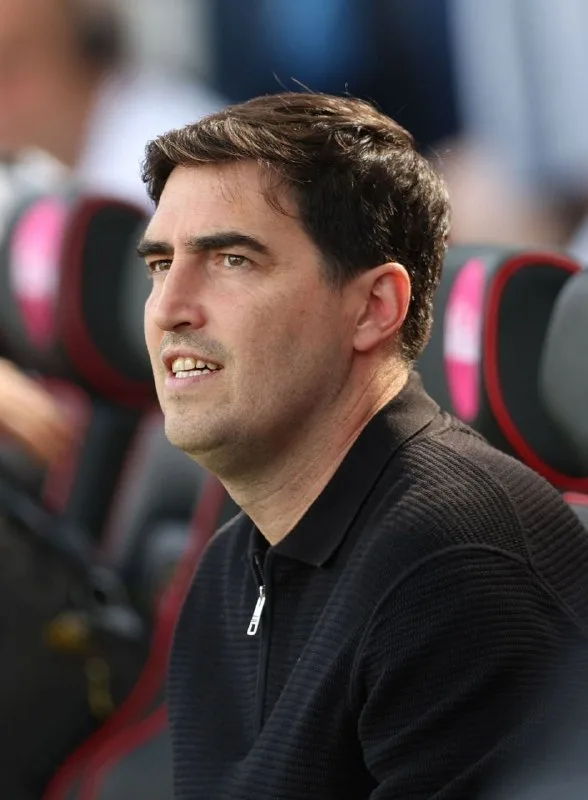 Andoni Iraola milli fasilə zamanı heyətlə bağlı planından danışıb